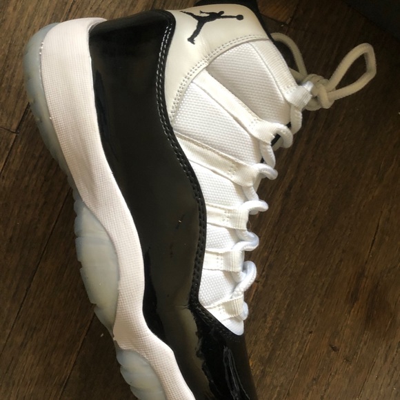 Jordan Concord 11 Size 8 main image 9